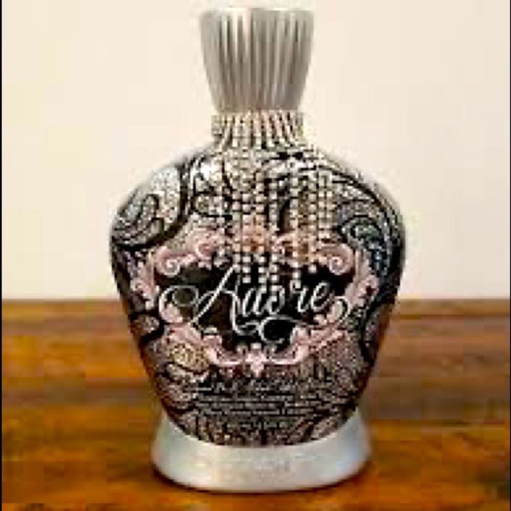 Adore Designer Skin - Picture 1 of 3